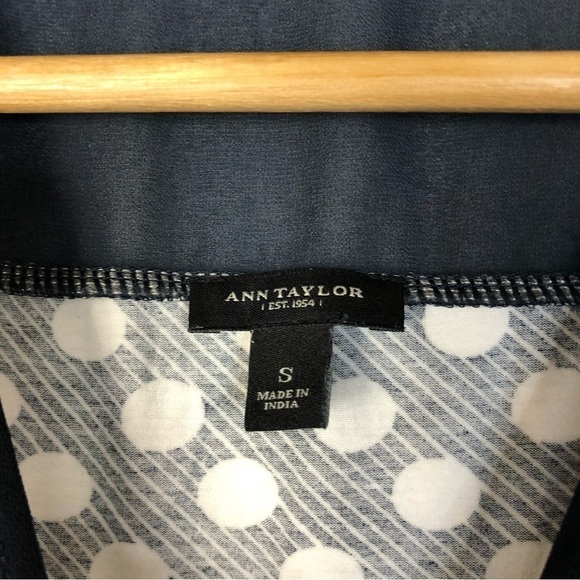 Ann Taylor Navy Blue & White Polka Dot Peplum Tank Top S - Picture 4 of 4